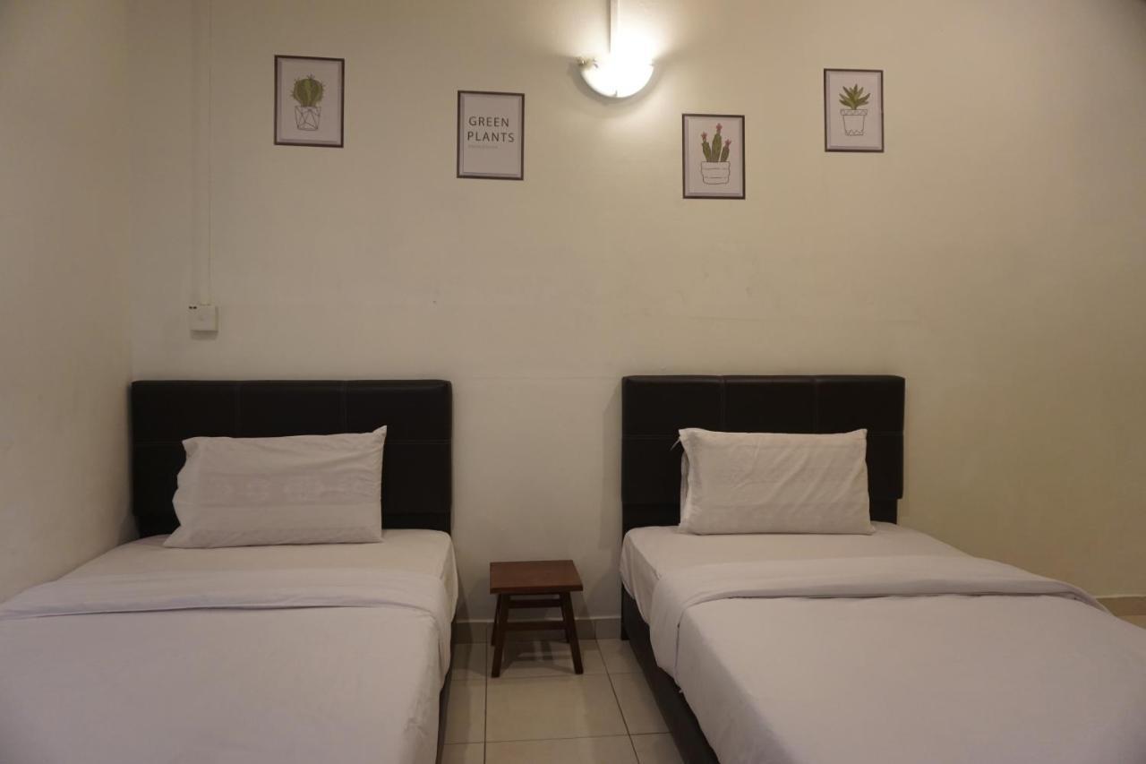 S & S Guest House 콴탄 외부 사진