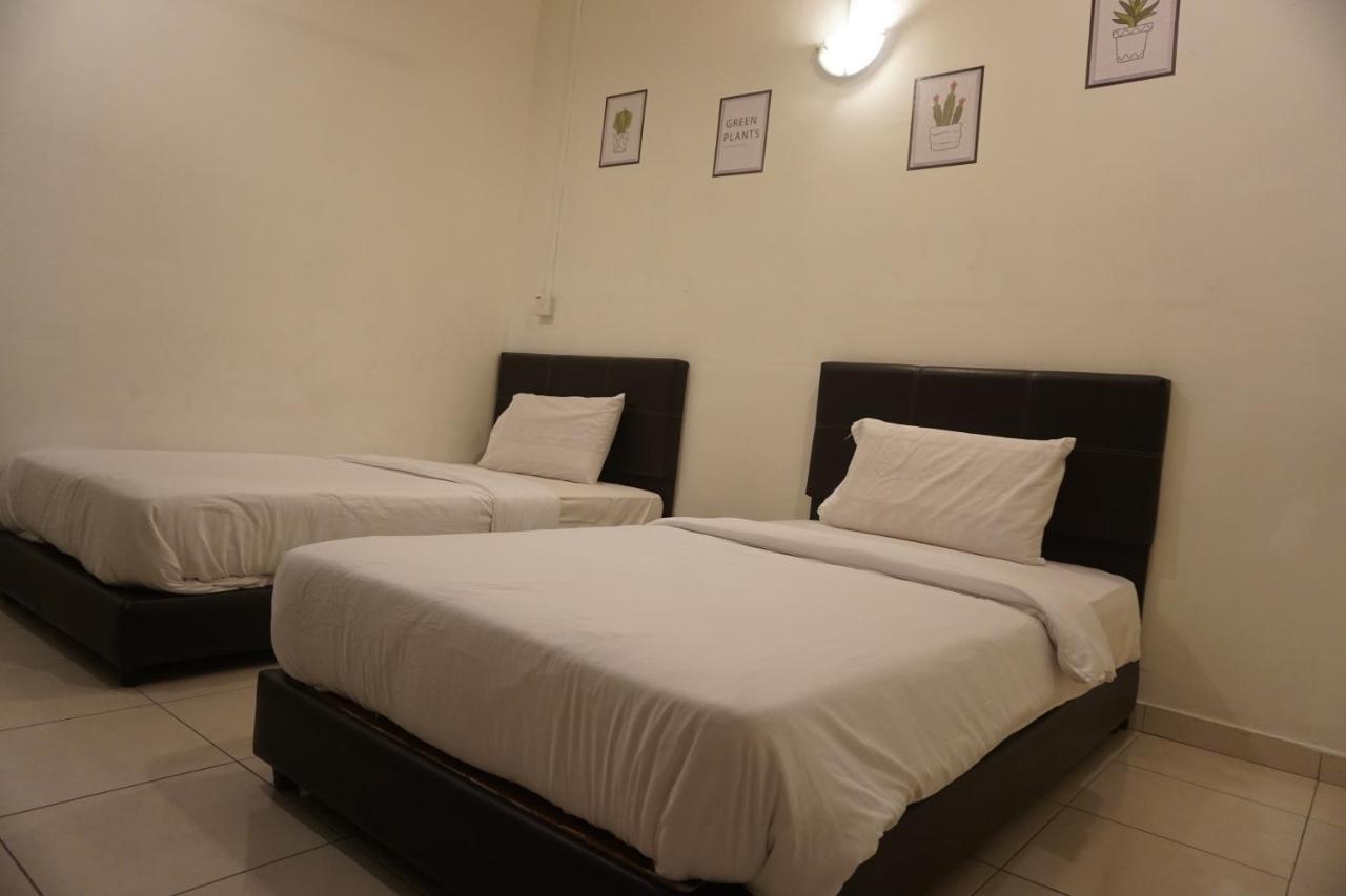 S & S Guest House 콴탄 외부 사진